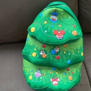 Christmas loungefly backpack chip n dale Christmas tree 🎄